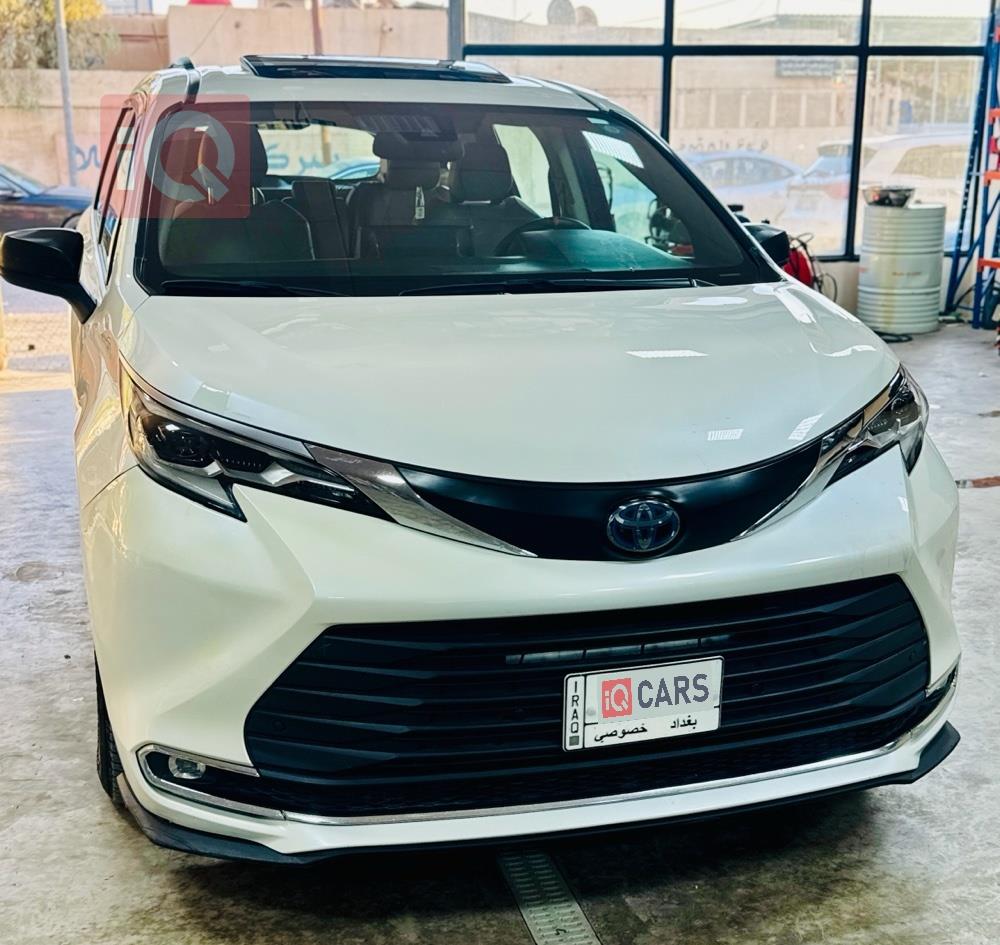 تويوتا سيينا